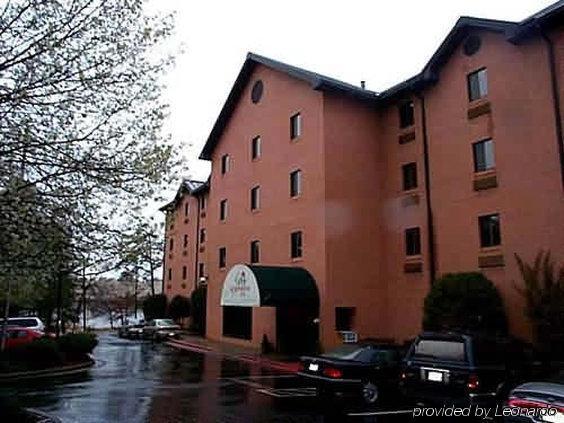 Guest Inn & Suites - Midtown Medical Center Литл-Рок Экстерьер фото